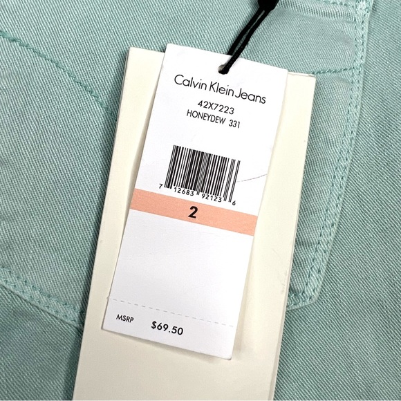 Calvin Klein NWT Cropped Skinny Mid-Rise Jeans Mint Green Size 2 - Picture 14 of 15